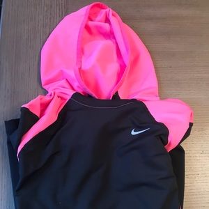 Nike hooded pullover